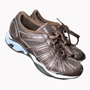 Adidas Women’s Shoes Size 6.5